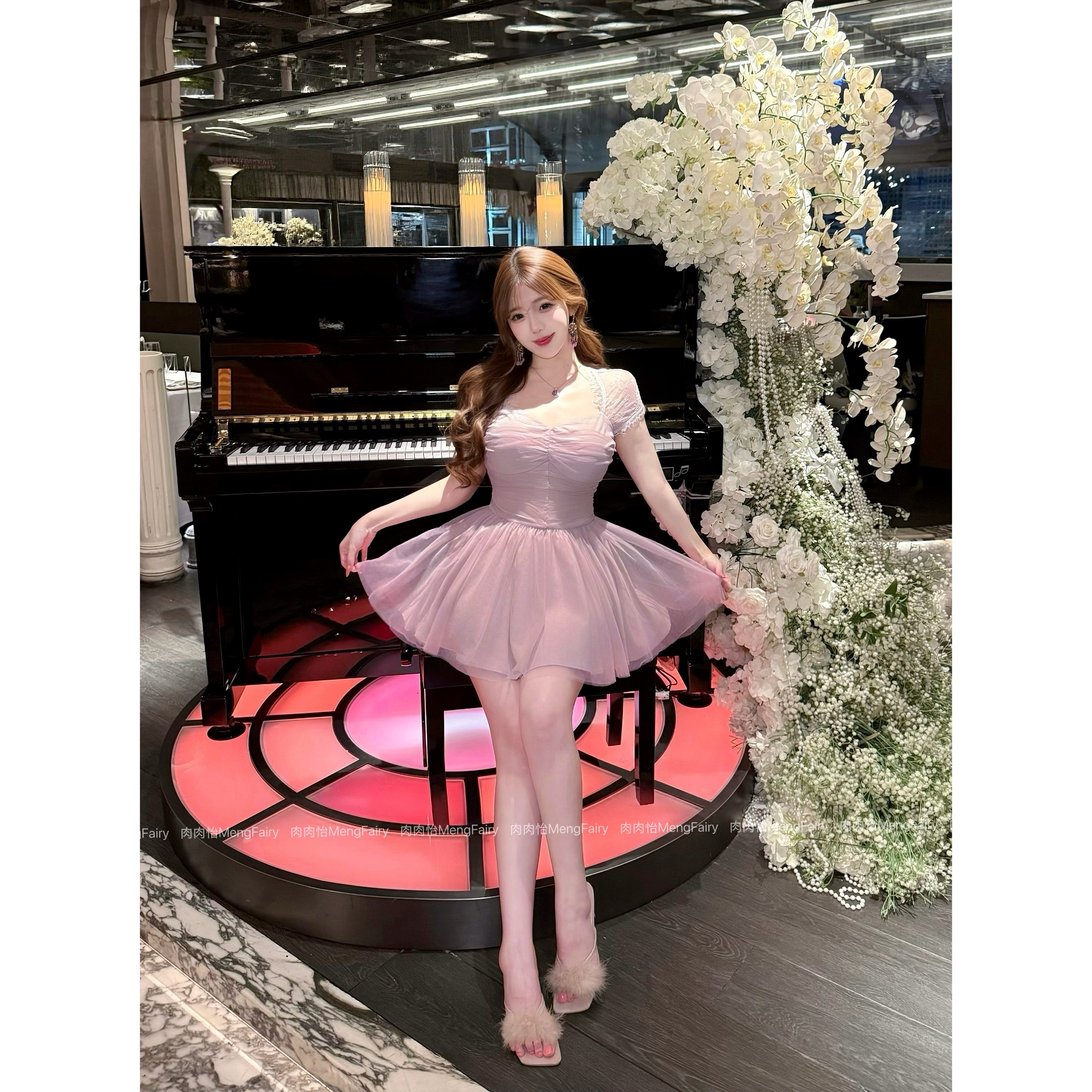 肉肉怡【芭蕾探戈】夏季小公主千金风优雅蕾丝拼接短款连衣裙女 - 实物图