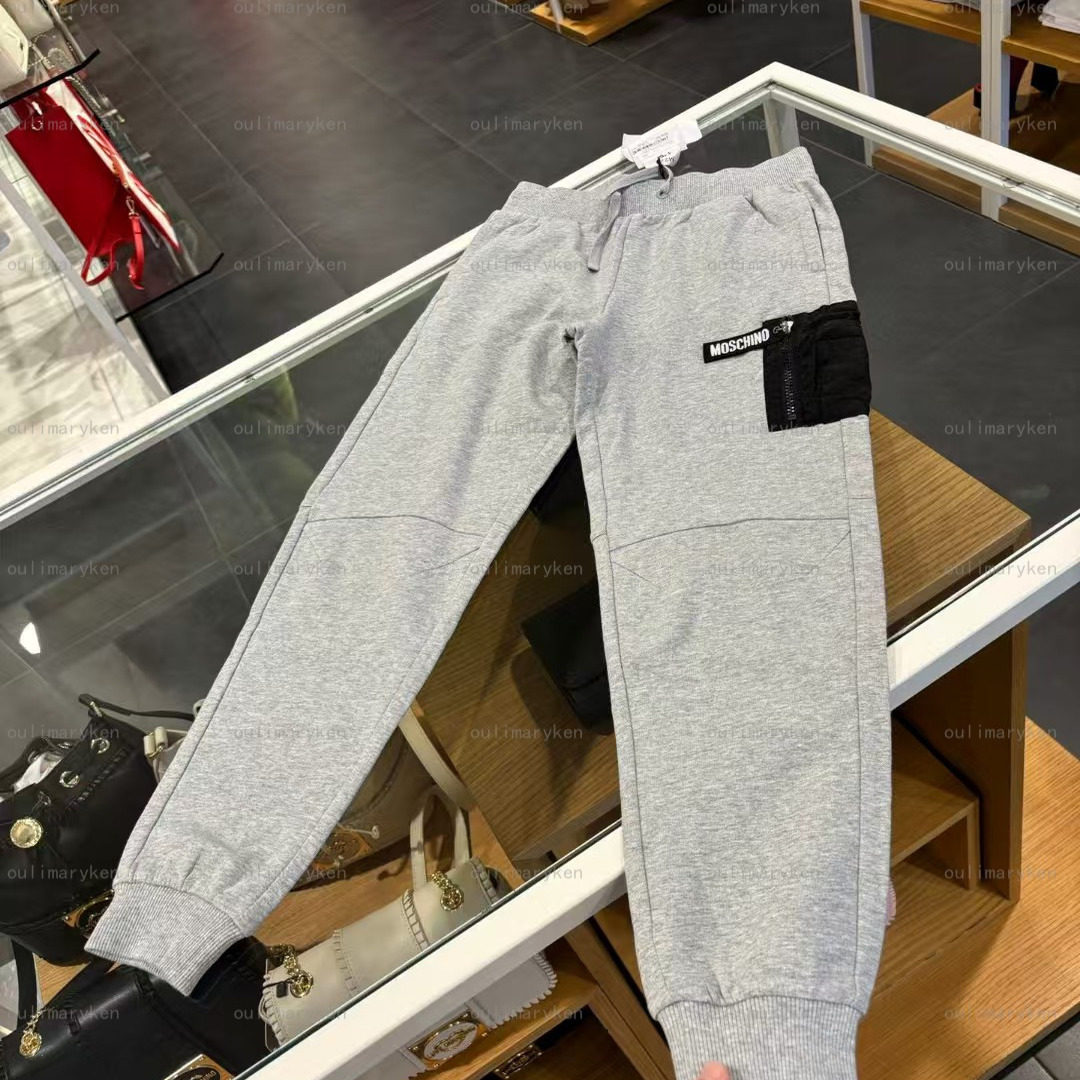 意大利奥莱 moschino 男童 薄绒运动卫裤 灰色 10A 岁