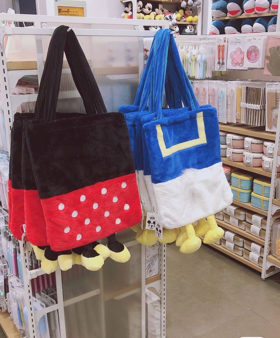 miniso名创优品迪士尼米妮唐老鸭毛茸茸单肩包手提包可爱卡通女包
