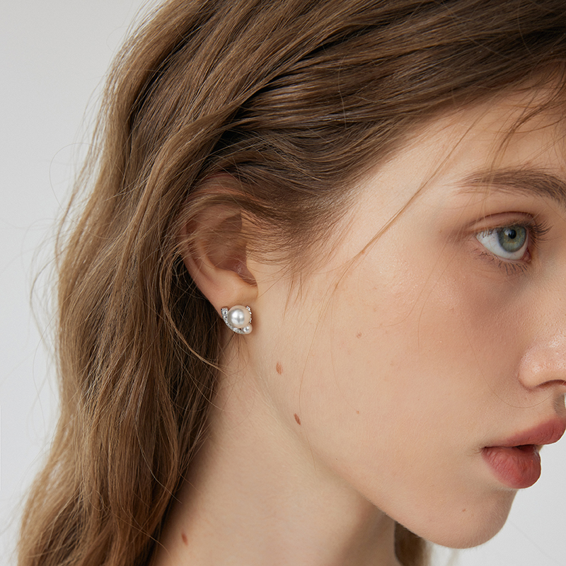 aviho 法式简约锆石一叶孤舟托正圆珍珠耳环高级感气质百搭耳钉饰