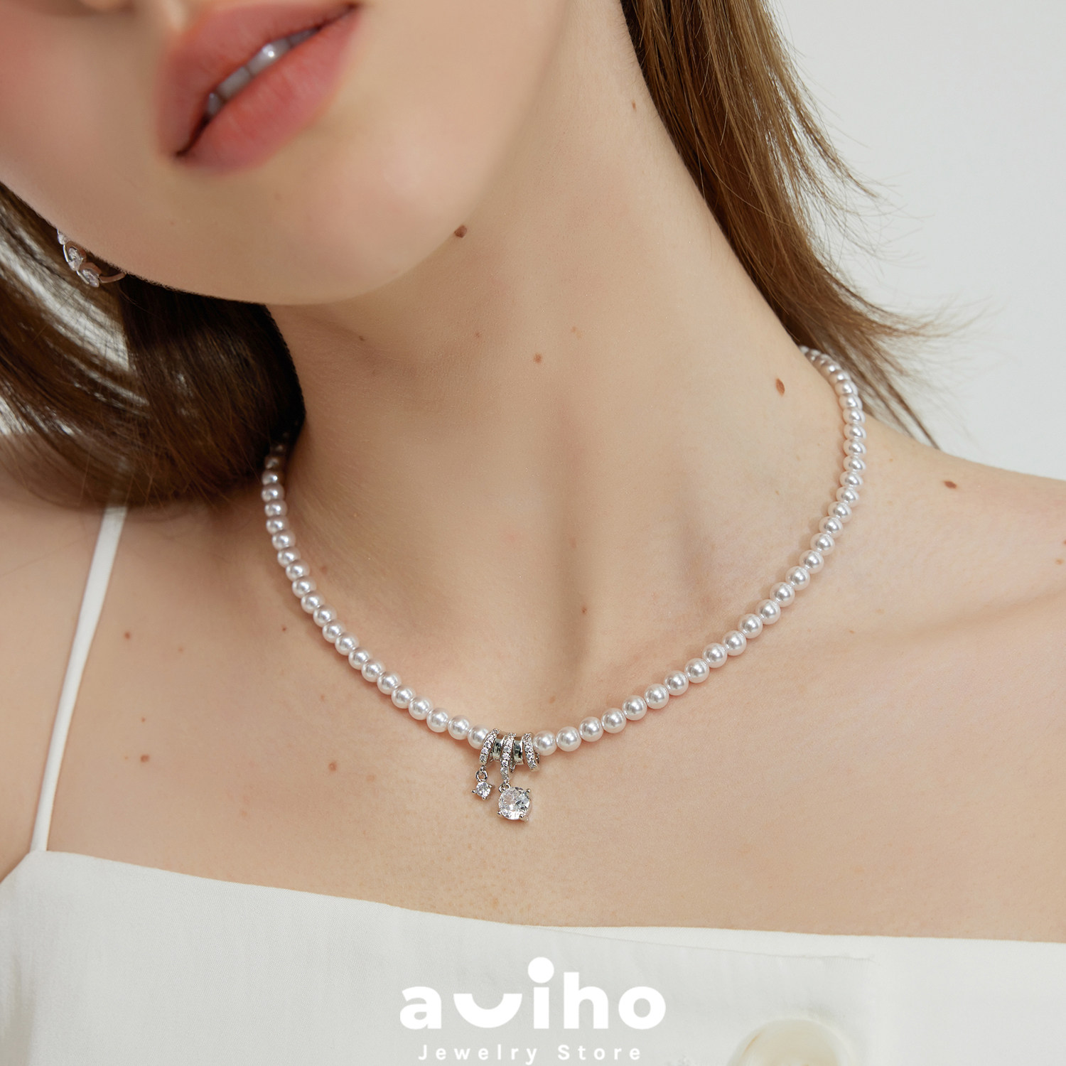 aviho 闪钻水滴锆石镶嵌珍珠项链高级感轻奢小众设计新款