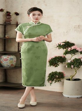 新中式红色送考旗袍高端走秀新款礼服年轻少女气质短袖优雅连衣裙