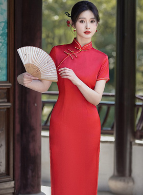 年轻款送考妈妈旗袍新中式高贵中国风黄色短袖红走秀演出连衣裙子