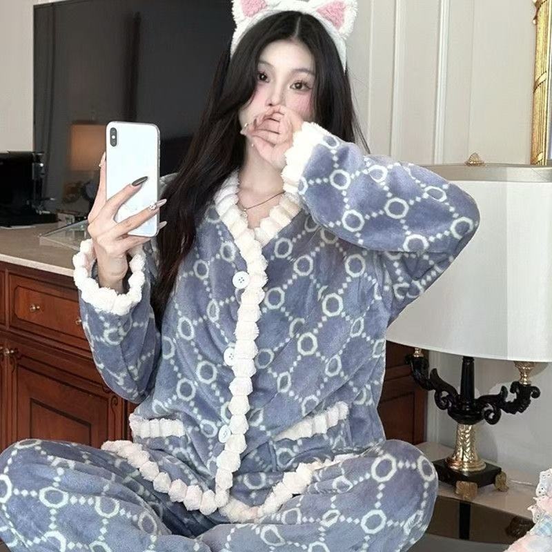 睡衣女秋冬款小清新ins香风珊瑚绒家居服法兰绒加绒可外出穿套装