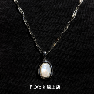 “抱月”项链锁骨链天然贝母吊坠小众精致ins小饰品男女情侣款