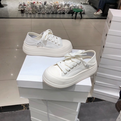 LFR厚底小白鞋女2026春季新款真皮增高系带轻便简约百搭娃娃头鞋