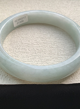缅甸翡翠手镯A货63.2MM浅细蓝油润玉手镯女款珠宝