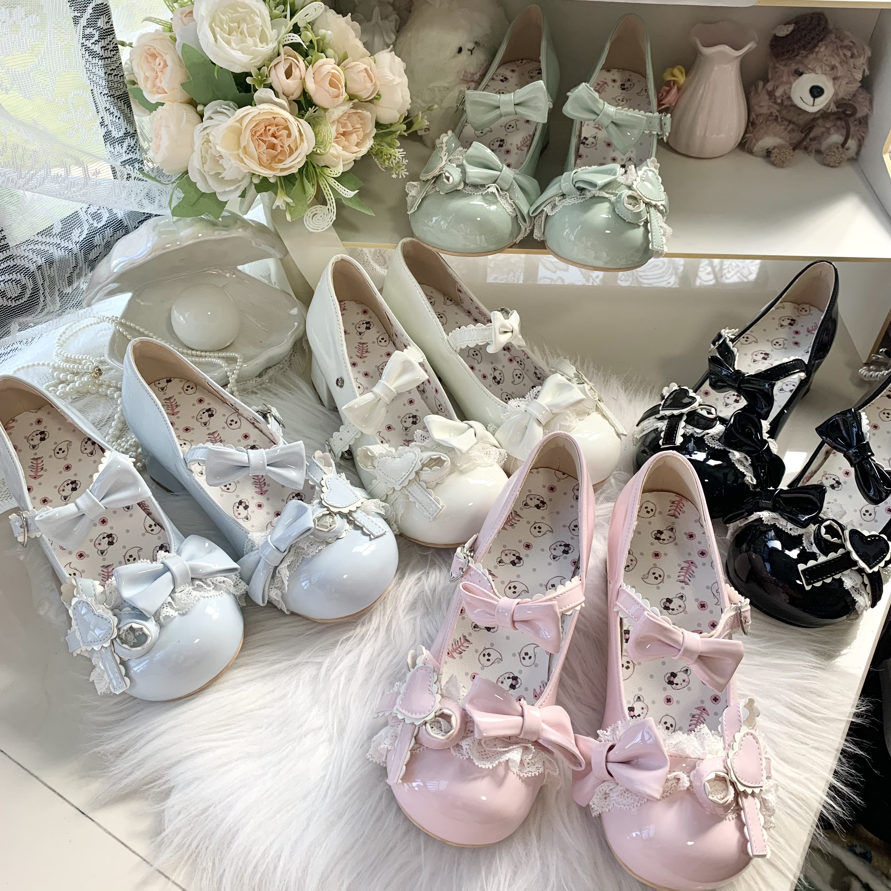 （现货甜心泡芙）甜美优雅圆头蝴蝶结蕾丝中跟超洛丽塔女单鞋