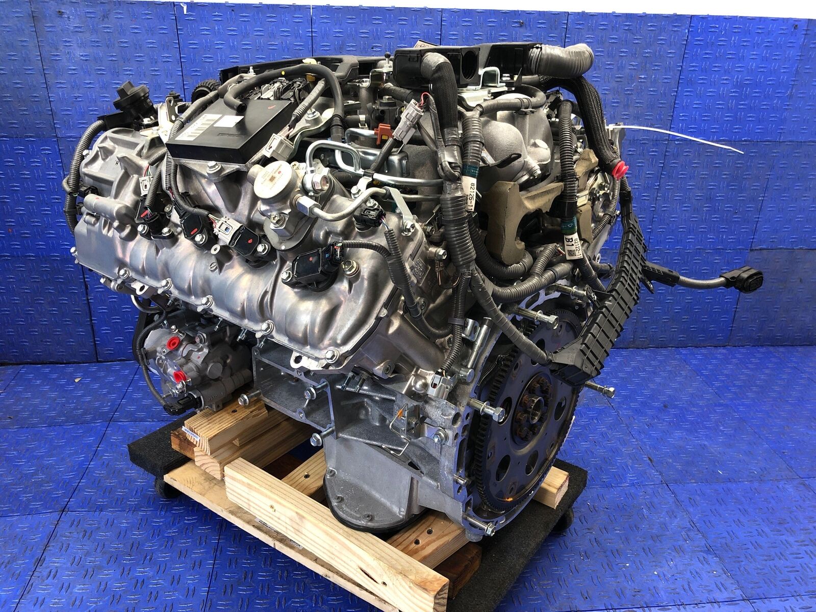 适用雷克萨斯 lfa ct200 5.0l 2ur 发动机缸盖曲轴中缸机油泵总成