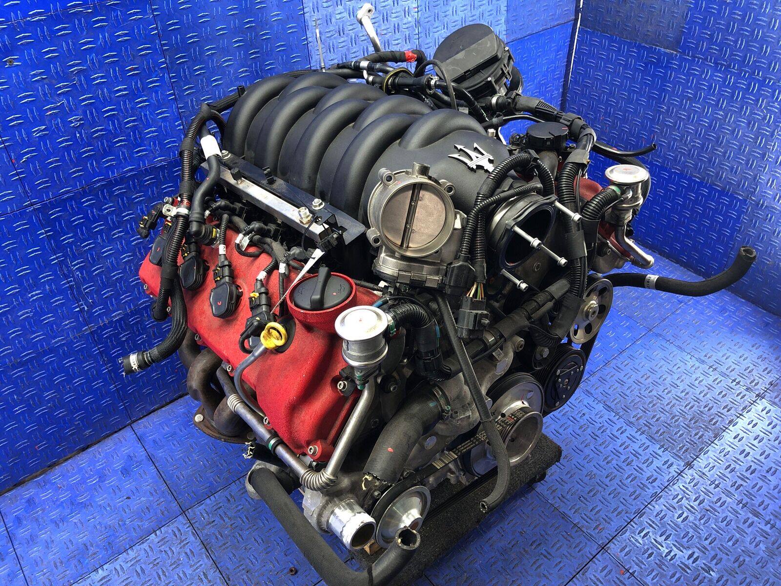 适用玛莎拉蒂总裁 spyder 4.7l v8 发动机缸盖曲轴中缸油底壳总成