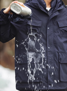 男女同款春季保暖宽松百搭户外工装冲锋夹克防水防风外套潮