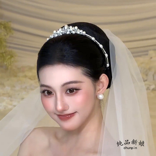 新娘皇冠头饰高级简约珍珠王冠发饰缎面婚纱晚礼服儿童宴会配饰品