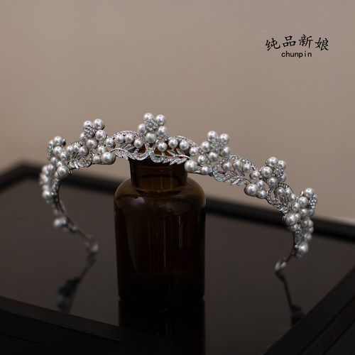 新娘韩式缎面珍珠皇冠头饰