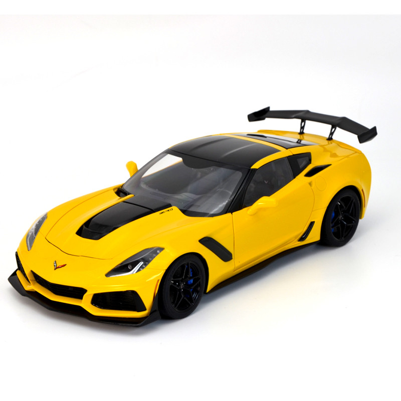 AA科尔维特塑料118车模型