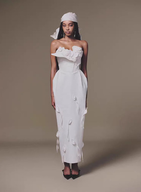 现货气质优雅花朵抹胸连衣裙越南小众设计收腰白色长裙