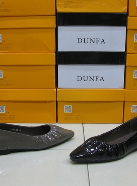 41197顿发复古浅口单鞋2025春季新款褶皱小皮鞋平底尖头软皮鞋