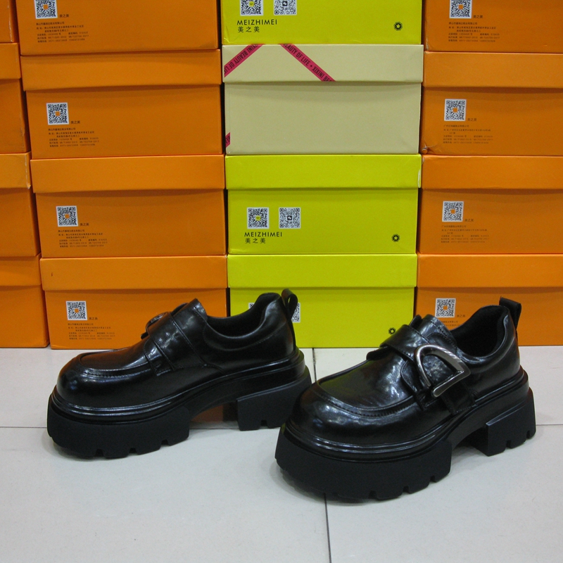 18-802希希尼2025年冬季新款学院风圆头系带乐福鞋厚底加绒小皮鞋