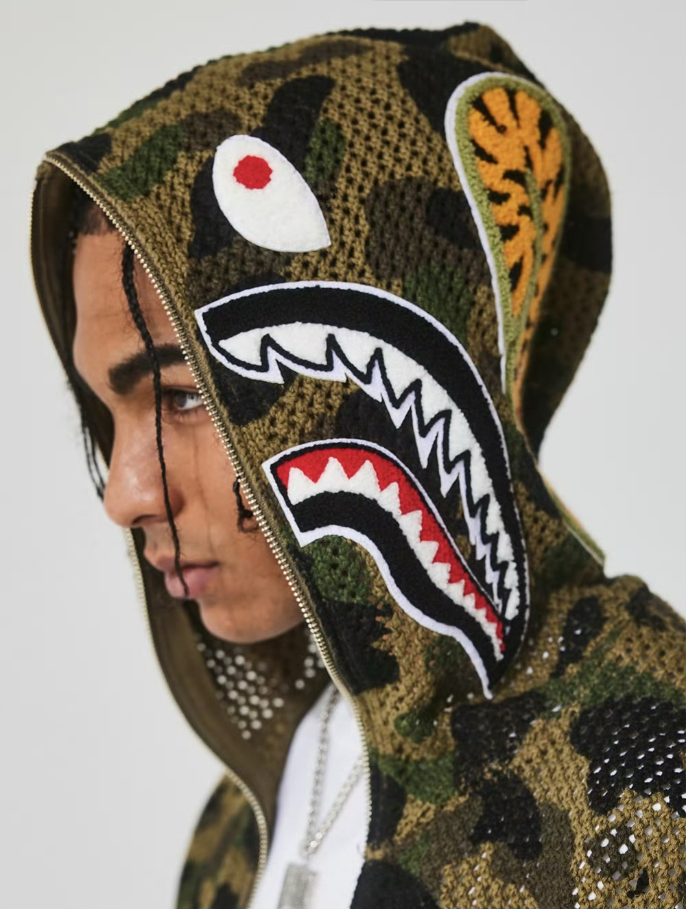 bapesta鲨鱼刺绣猿人头刺绣绿迷彩卫衣外套男女休闲运动情侣帽衫