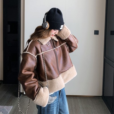 复古皮毛一体羊羔毛外套女短款翻领拼接棕色毛绒冬装潮流