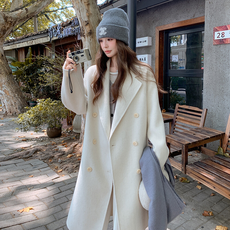 轻奢羊绒大衣女长款2025冬季新款气质翻领双排扣毛呢外套