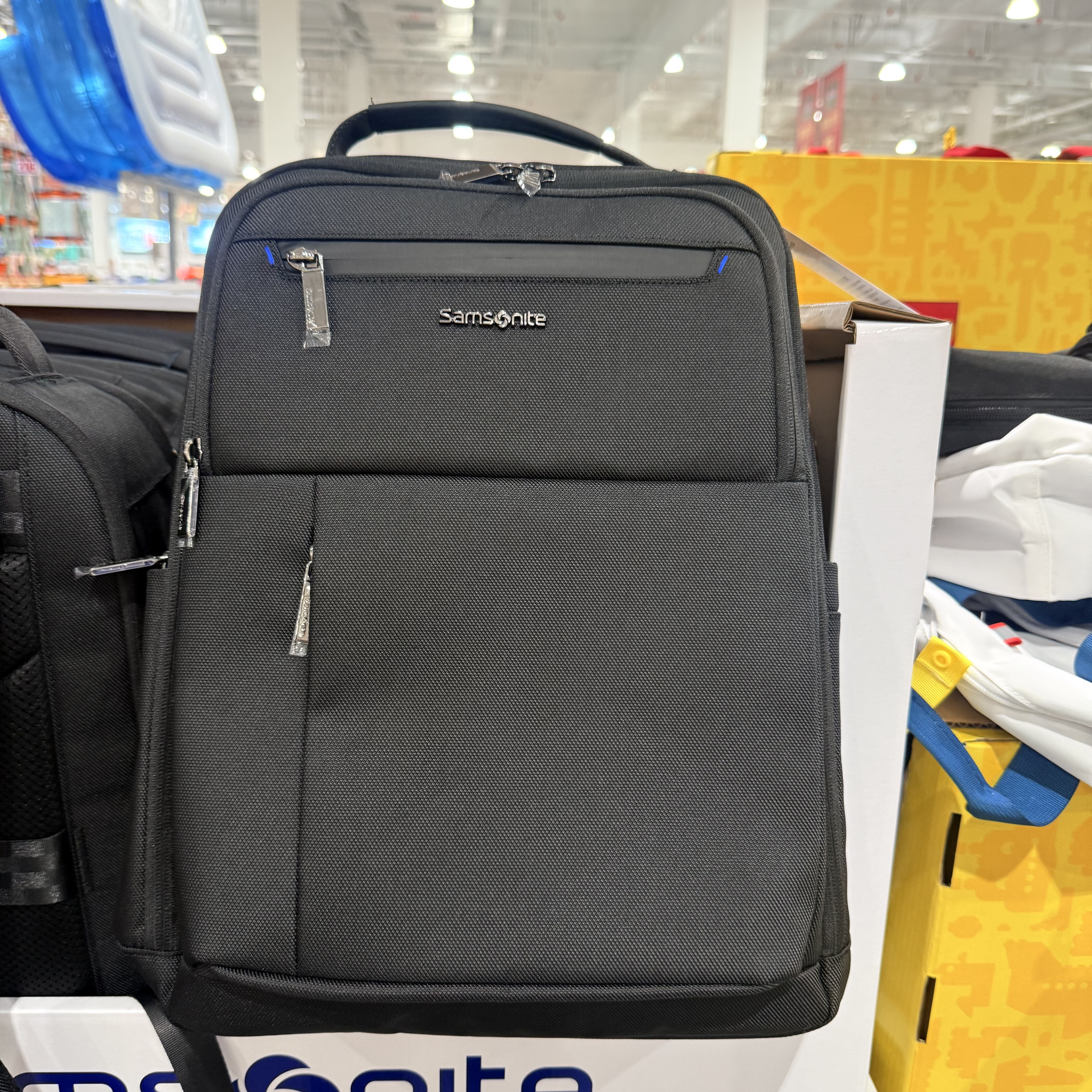 开市客代新秀丽Samsonite 男士机能风双肩包商务包带充电口电脑包