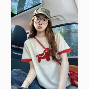 撞色短袖t恤女夏季2026新款植绒小马刺绣设计感正肩小个子上衣潮