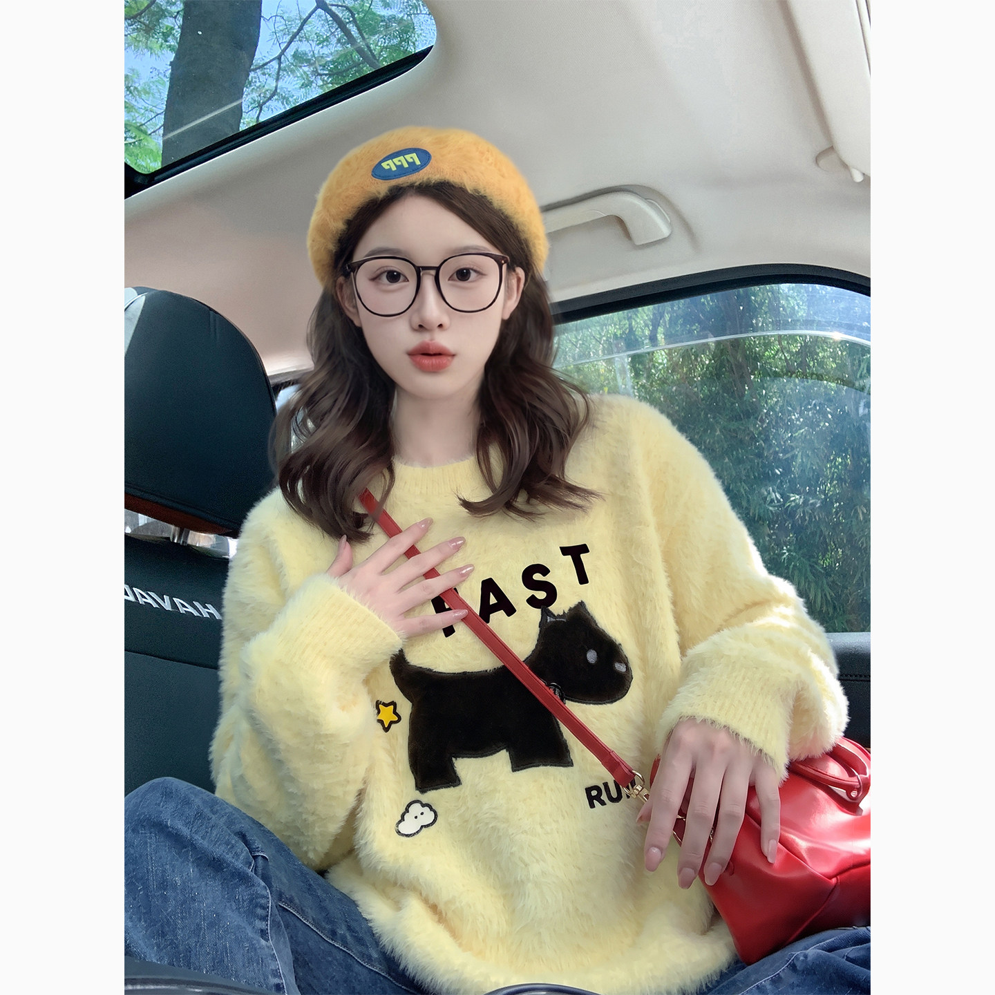 黄色卡通小狗刺绣加厚毛衣女秋冬2026新款慵懒风宽松水貂绒针织衫