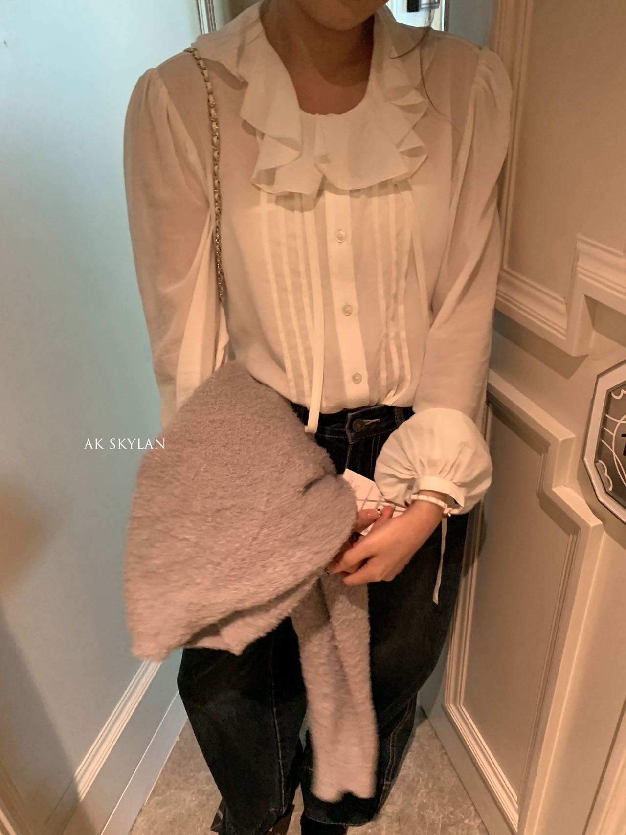 日了个韩|宽松气质显瘦甜美V领荷叶花边绑带风琴褶灯笼袖衬衫女