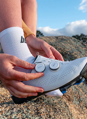 BONT公路骑行锁鞋碳纤维底高脚背BOA旋钮宽版Riot+24