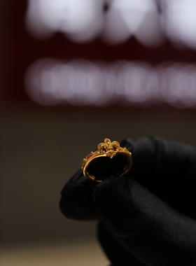 周大福鸢尾花黄金足金戒指