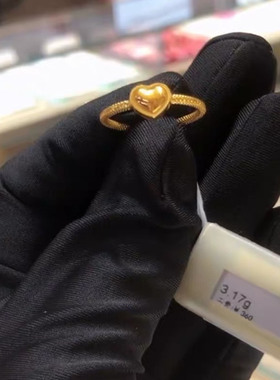 周大福小心心足金黄金爱心戒指