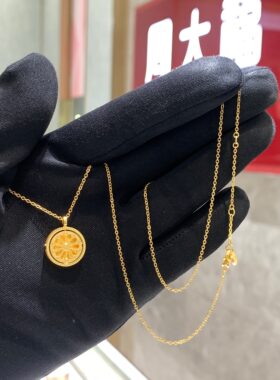 周大福ING向日葵太阳花黄金项链