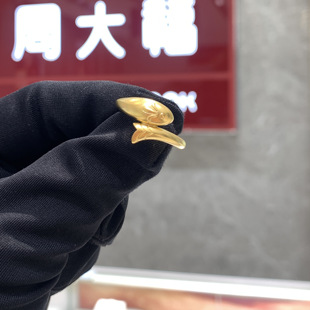 周大福代购 传承系列好运锦鲤足金黄金戒指 正品克减计价 F235931