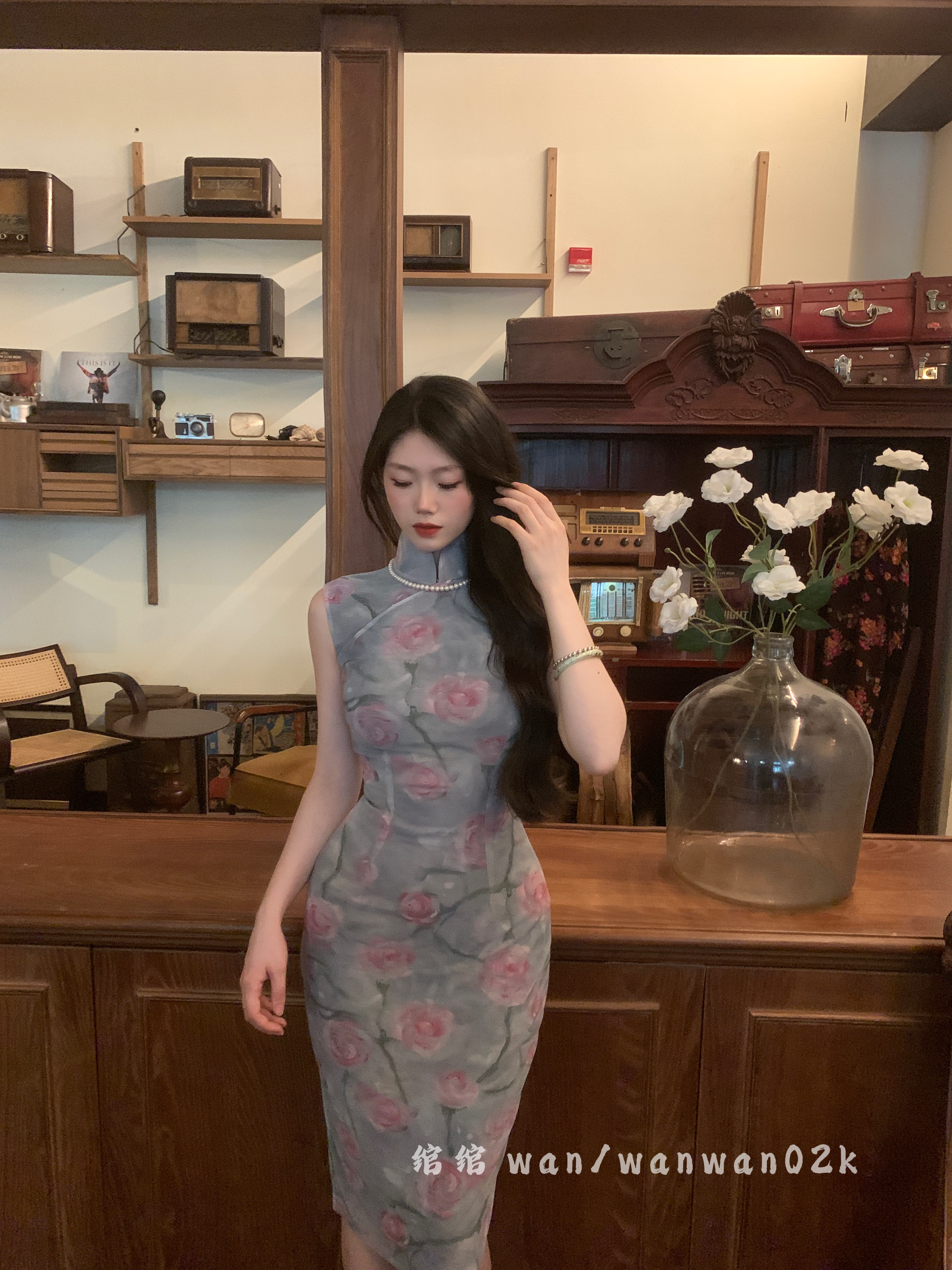 绾绾wan 《向晚》弹力网纱新中式港工复古气质显瘦显腰臀比旗袍