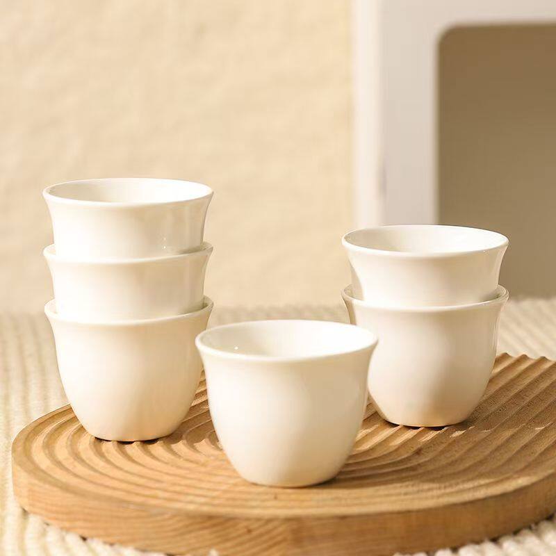 白瓷高温反口品茗主人杯