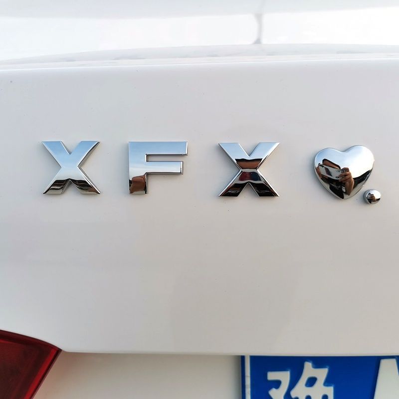 肖战车贴小飞侠和在一起