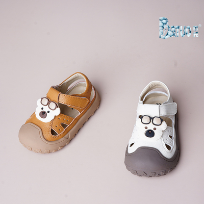 巴托童鞋26夏季新品男孩软底防滑魔术贴学步防踢卡通皮凉鞋5901-1