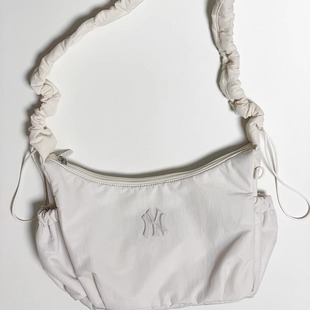 韩国代购 MLB 25新款运动少女芭蕾风单肩斜挎包休闲百搭饺子包