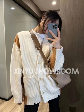 XINYU 芯语粗针加厚匠心手工接缝撞色慵懒羊毛开衫外套015368#