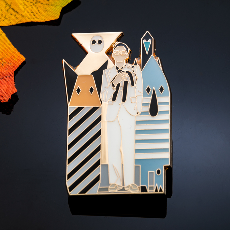 龚俊FIGARO杂志费加罗金属徽章