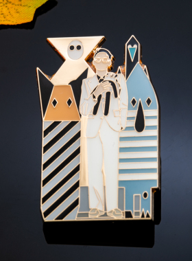 龚俊周边费加罗金属徽章痛包同款挂件应援礼物杂志女T恤  FIGARO