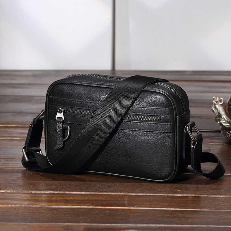 真皮斜挎包高级感头层牛皮邮差包