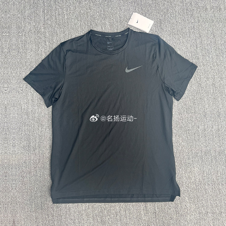 Nike/耐克男款速干跑步训练运动T恤