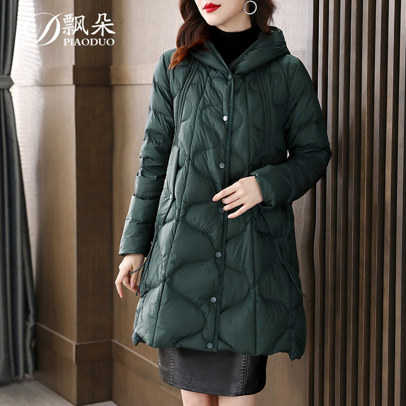 羽绒服时尚减龄轻薄羽绒服