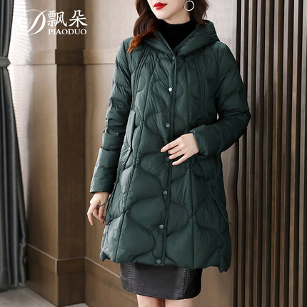 轻薄连帽羽绒服女中长款2024冬季新款高端时尚中年妈妈白鸭绒外套