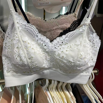 枫之欣4136法式蕾丝性感美背一体杯无钢圈聚拢防下垂裹胸女内衣春