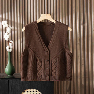 大码新款麻花小个子马甲针织背心女春秋短款无袖毛衣开衫叠穿坎肩