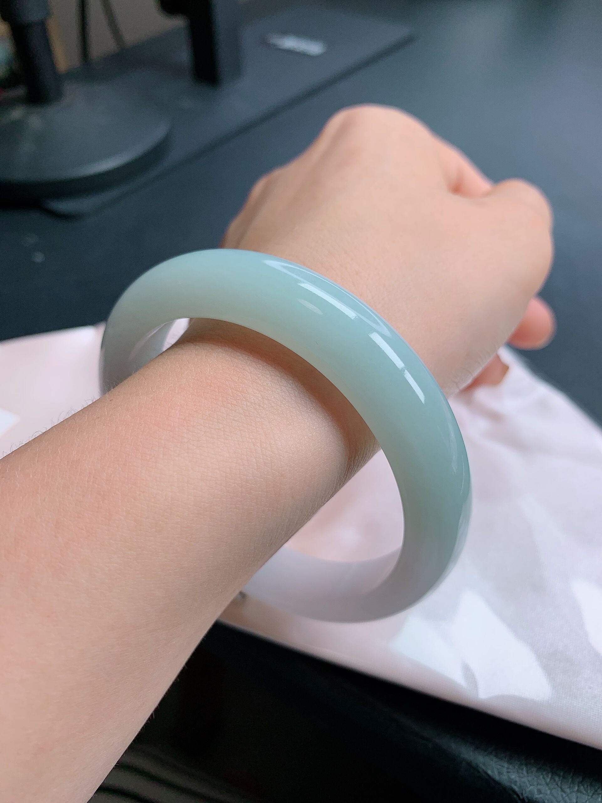 缅甸天然a货翡翠58圈口半山水手镯