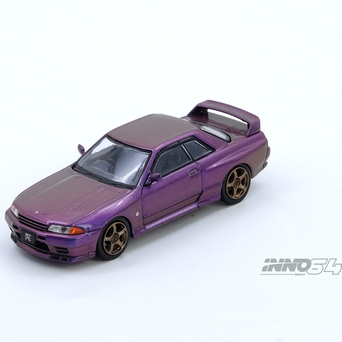 INNO 64 日产SKYLINE GT-R (R32) Midnight Purple 合金静态模型