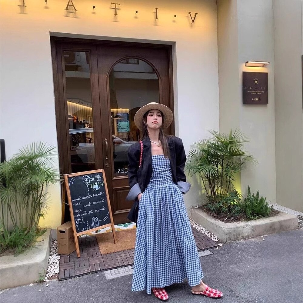 百依甄选茶歇法式感吊带抹胸格子连衣裙女夏季小个子显瘦气质长
